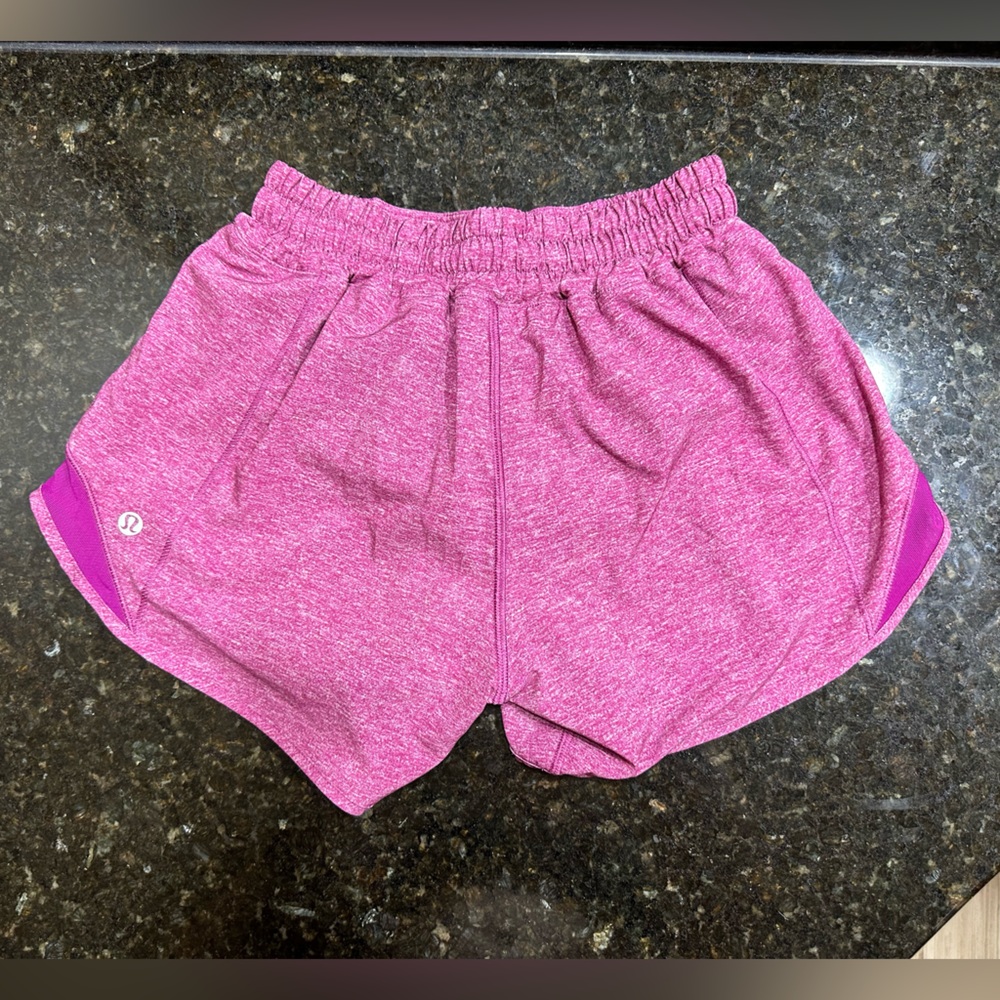 Like New Lululemon Hotty Hot Short 4”